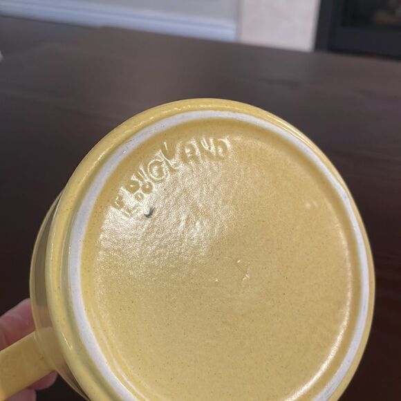 Vintage Milk Creamer Container Yellow Ceramic Pitcher Bowl Midwinter England - Picture 5 of 7